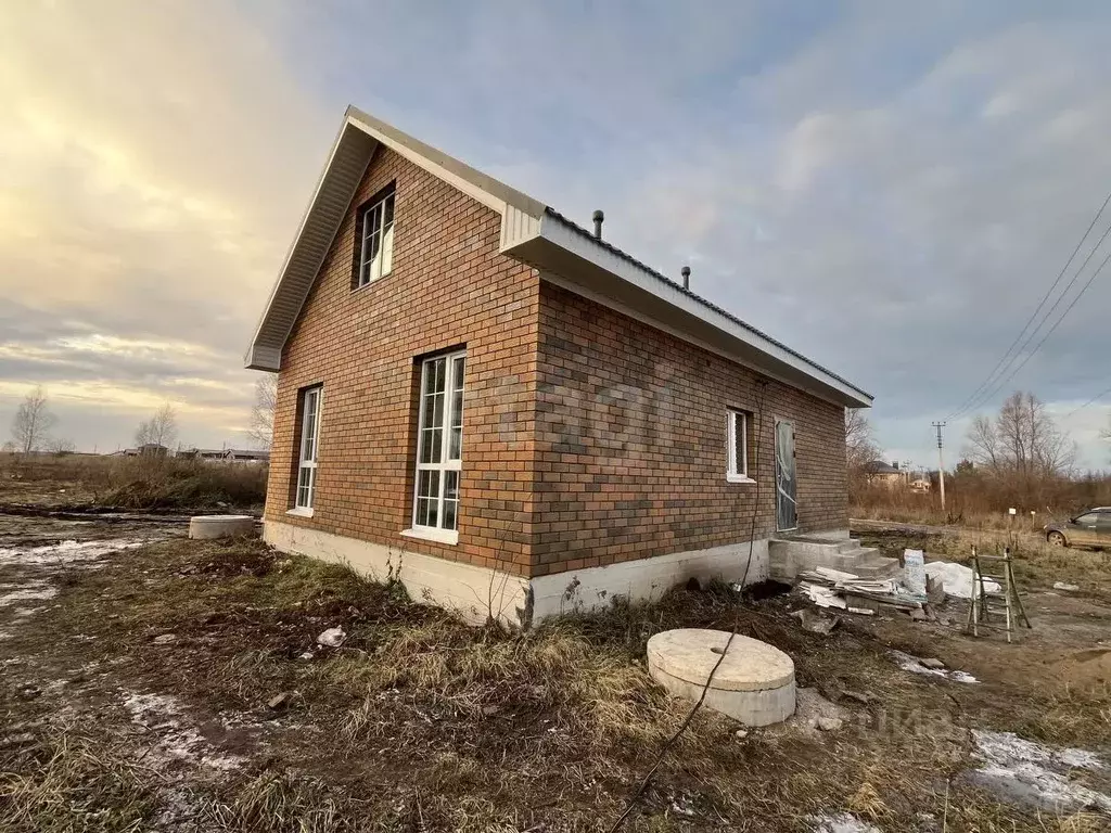 Дом в Башкортостан, Уфимский район, Русско-Юрмашский сельсовет, д. ... - Фото 1