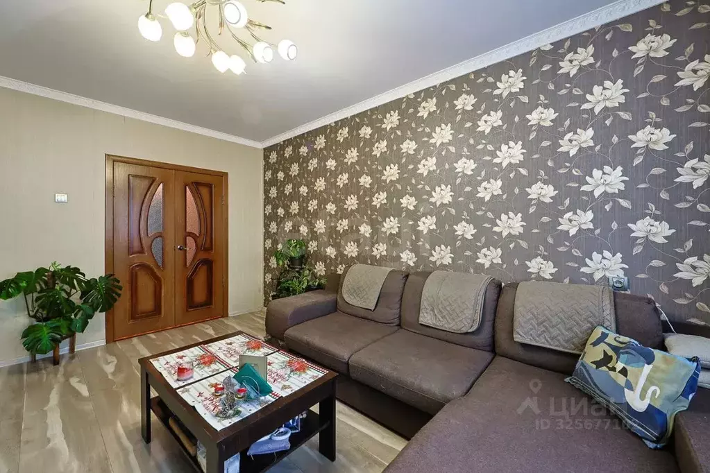 3-к кв. Калининградская область, Калининград ул. Олега Кошевого, 54 ... - Фото 1