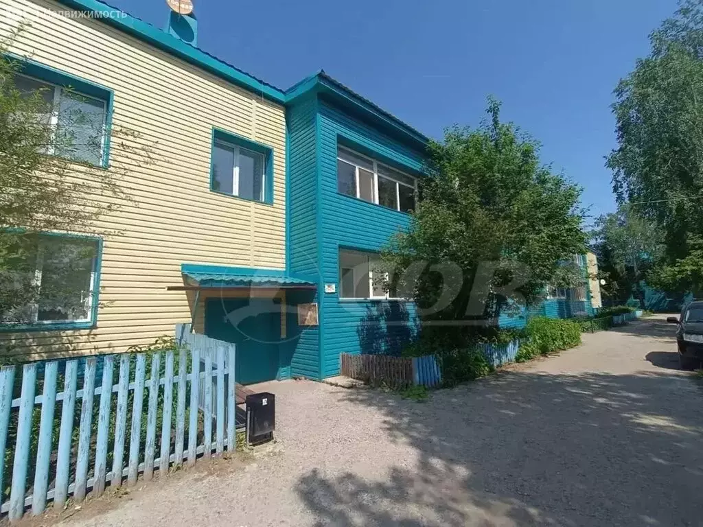 3-комнатная квартира: Богандинский, улица Ломоносова, 4 (65.9 м) - Фото 1