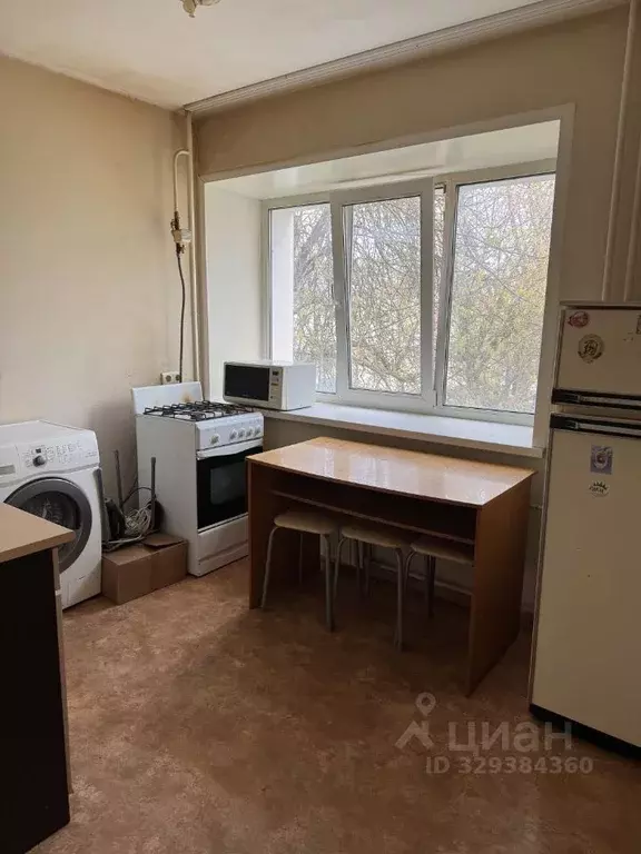 2-к кв. Владимирская область, Владимир ул. Кирова, 18А (50.0 м) - Фото 2