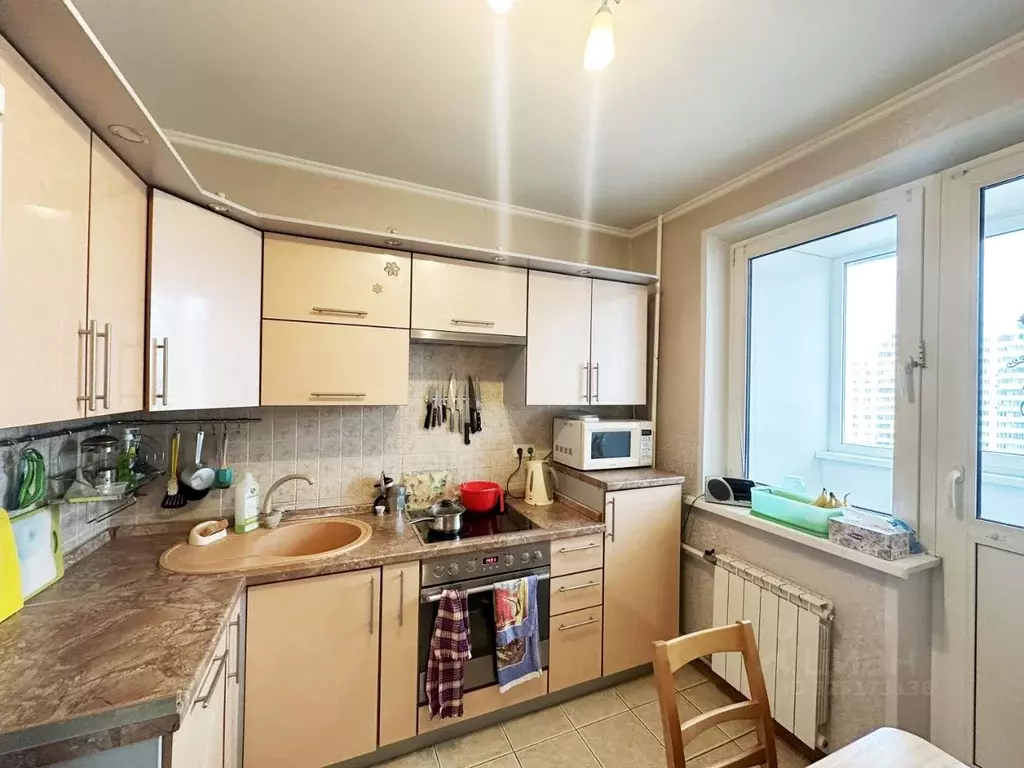 3-к кв. Москва ул. Маршала Катукова, 4К1 (67.5 м) - Фото 2