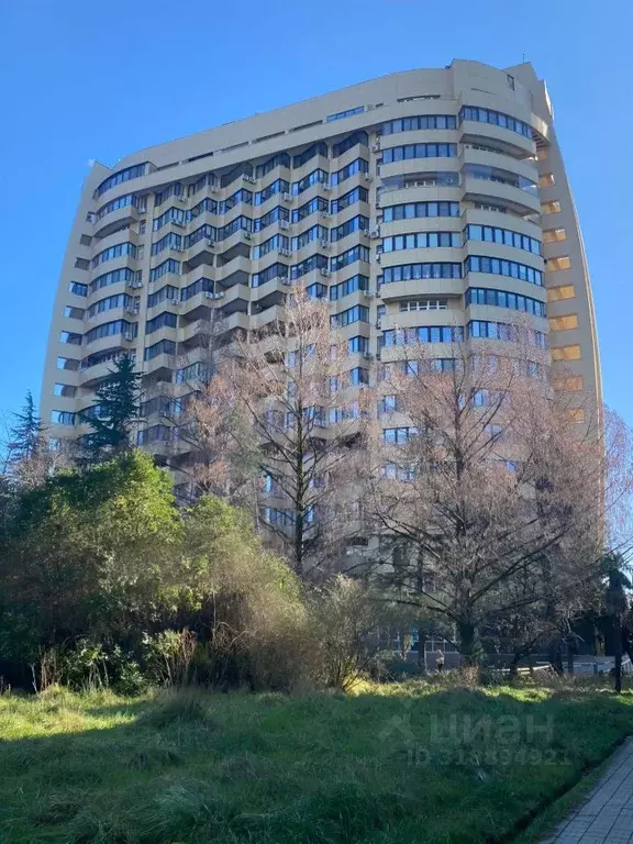 2-к кв. Краснодарский край, Сочи ул. Ленина, 219К (57.5 м) - Фото 0