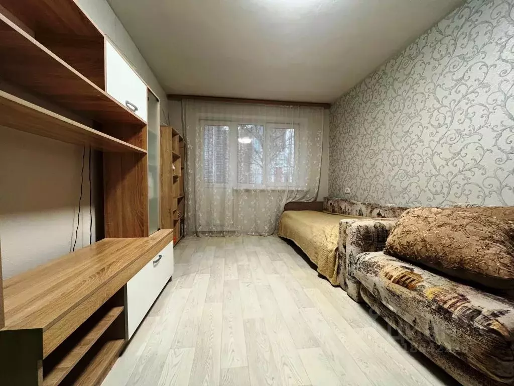 3-к кв. Пермский край, Пермь ул. Крисанова, 77 (48.7 м) - Фото 1