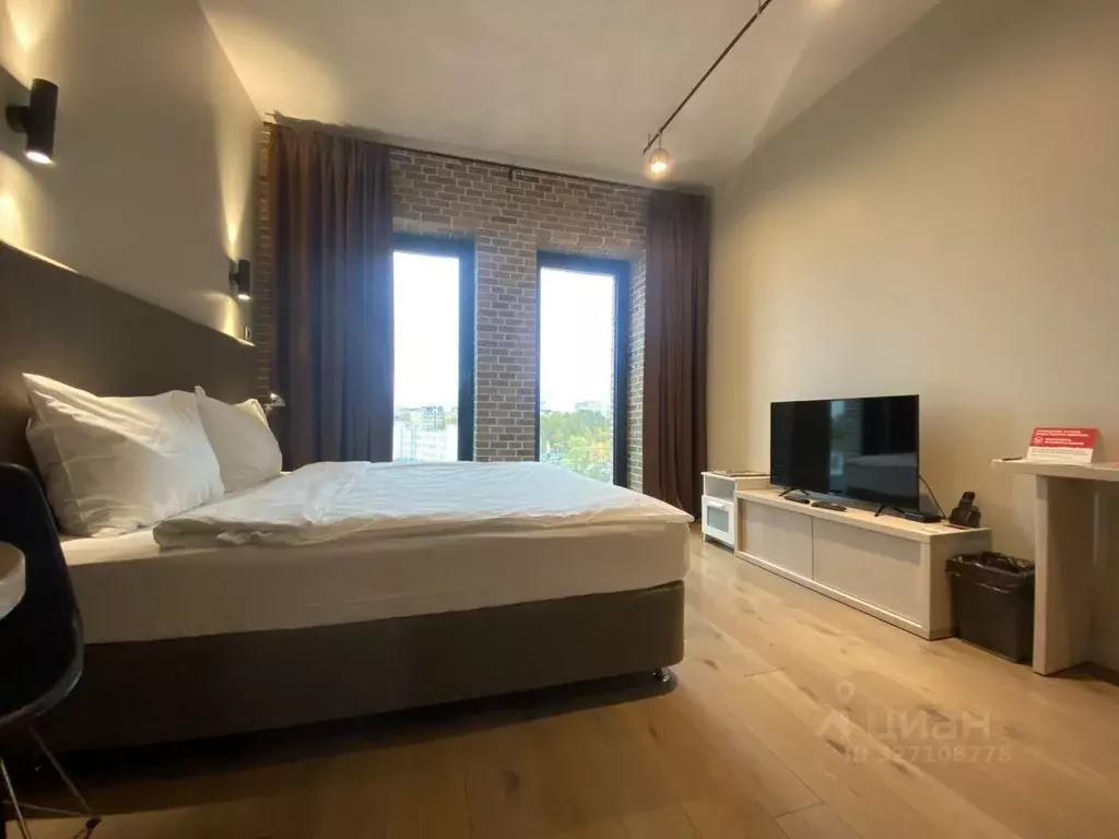 Студия Санкт-Петербург наб. Макарова, 60 (30.72 м) - Фото 1