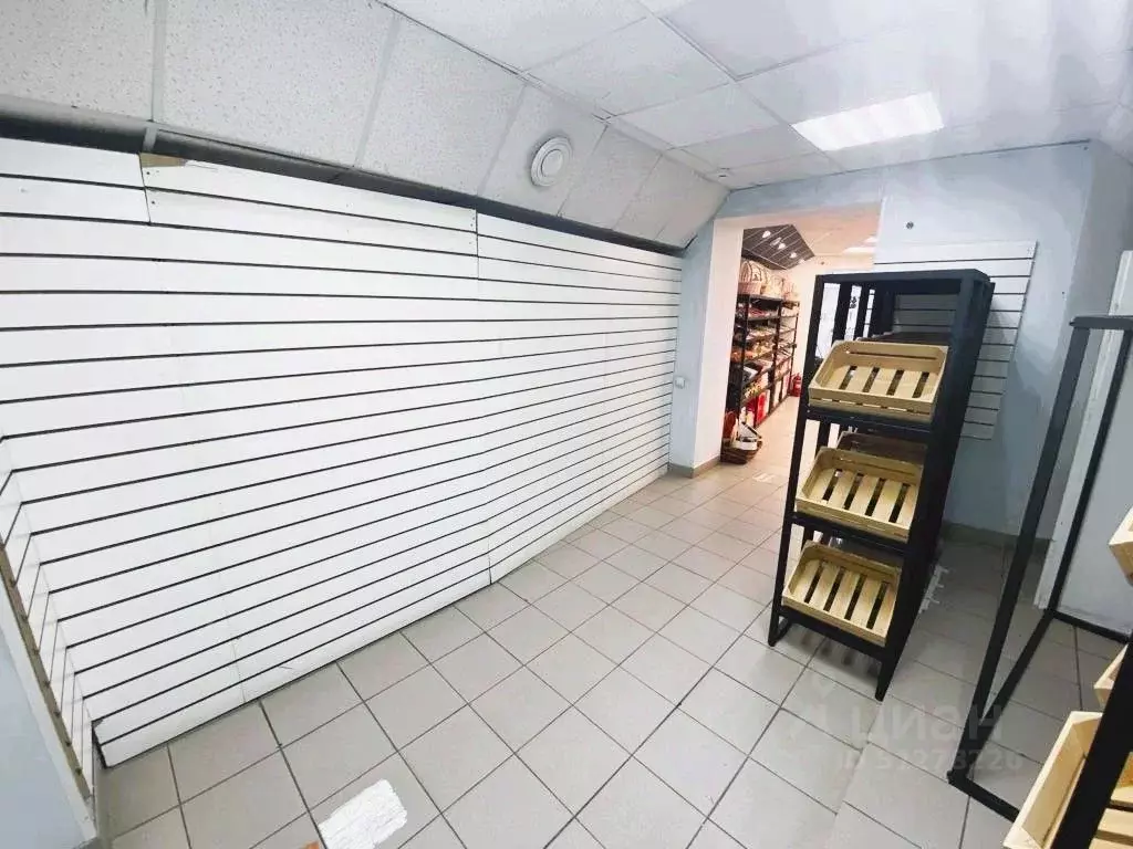 Торговая площадь в Кировская область, Киров ул. Ленина, 102а (19.2 м) - Фото 1
