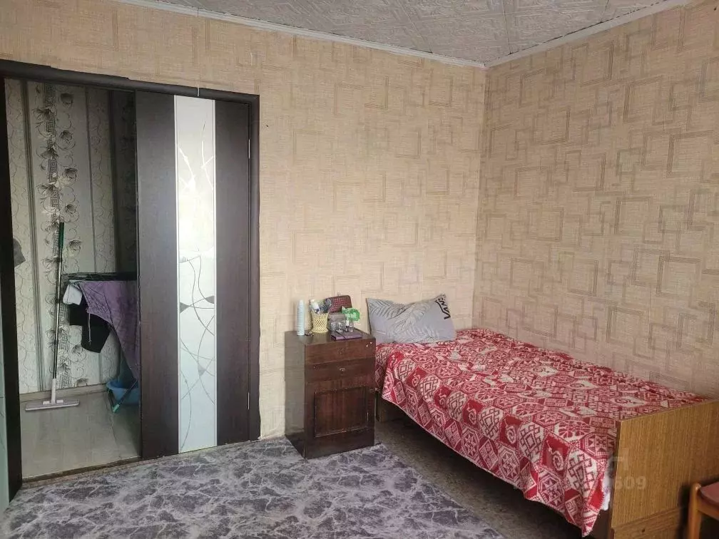Комната Свердловская область, Екатеринбург ул. Уральская, 46 (18.0 м) - Фото 1