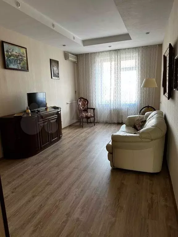 3-к. квартира, 80 м, 5/9 эт. - Фото 1