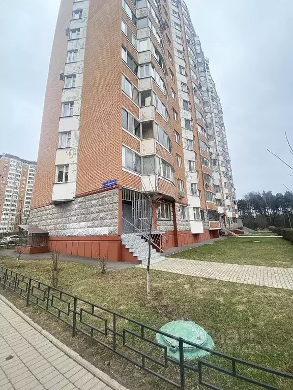 2-к кв. Московская область, Балашиха ул. Твардовского, 20 (64.0 м) - Фото 0