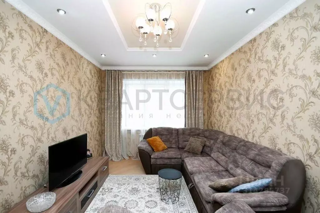 3-к кв. Омская область, Омск Пригородная ул., 27 (70.1 м) - Фото 1