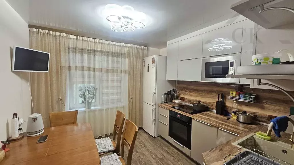 2-к кв. Приморский край, Владивосток ул. Часовитина, 5 (51.3 м) - Фото 0