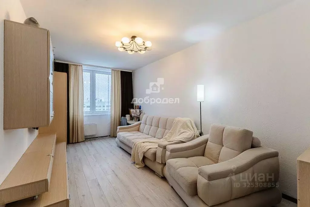 1-к кв. Свердловская область, Екатеринбург ул. Старых Большевиков, 3 ... - Фото 2