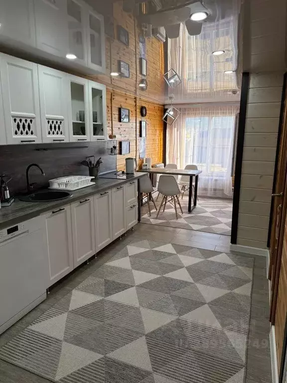 Дом в Иркутская область, Ольхонский район, пос. Хужир ул. Кирпичная, ... - Фото 1