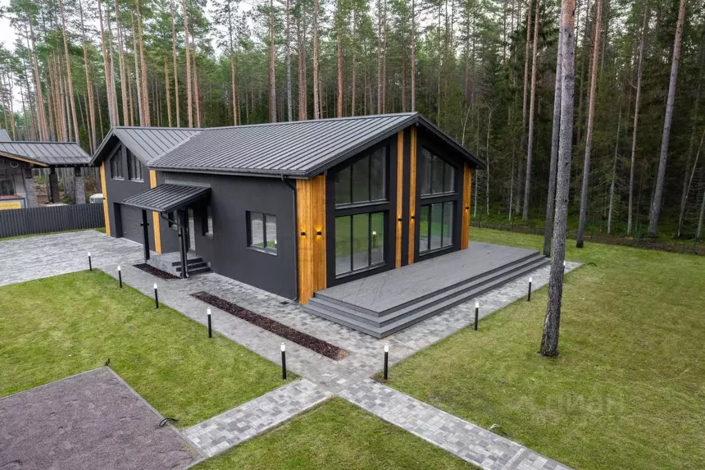 Коттедж в Ленинградская область, Выборгский район, Рощино пгт ул. ... - Фото 1