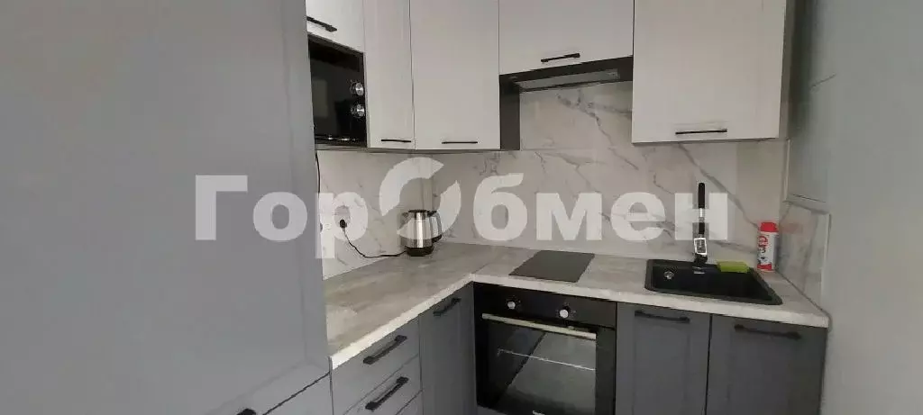 Продается 2-комнатная квартира - Фото 1