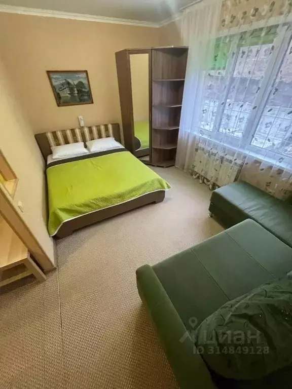 Комната Алтайский край, Белокуриха Сосновый пер., 17 (35.0 м) - Фото 1