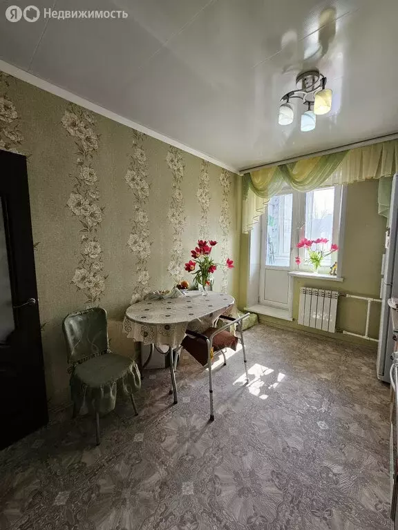 2-комнатная квартира: Астрахань, улица Софьи Перовской, 84 (61 м) - Фото 2