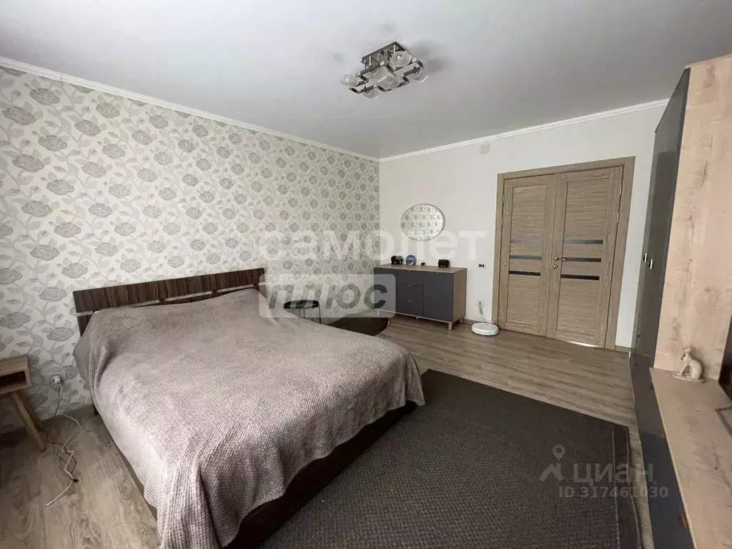3-к кв. Челябинская область, Челябинск Салютная ул., 23Б (70.4 м) - Фото 1