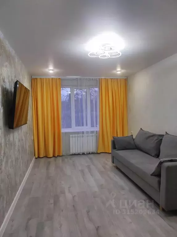 3-к кв. Тверская область, Ржев ул. Челюскинцев, 25 (65.0 м) - Фото 0