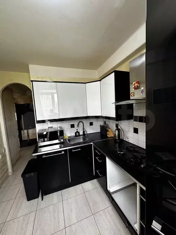 2-к. квартира, 47 м, 8/9 эт. - Фото 0