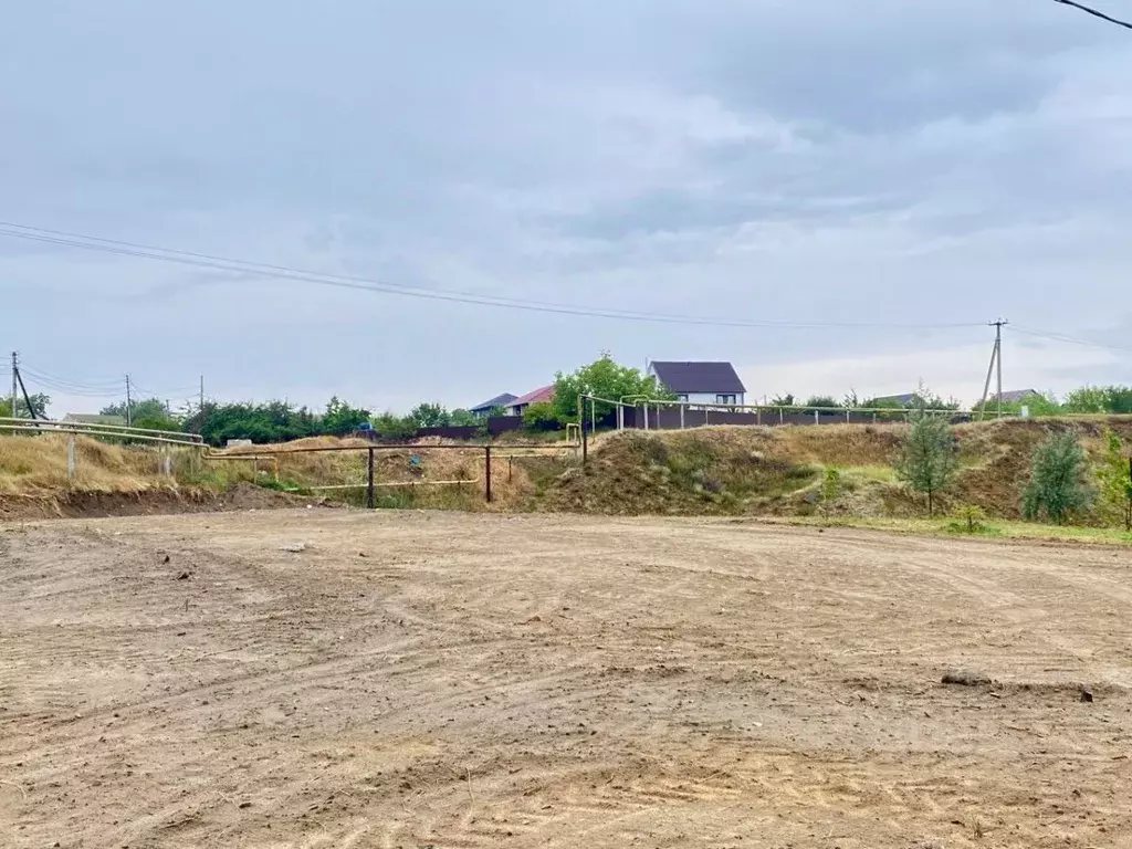 Участок в Волгоградская область, Волгоград пос. Латошинка, Брусничная ... - Фото 2