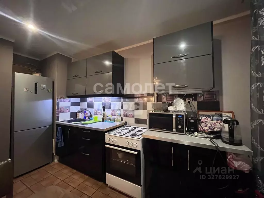 3-к кв. Самарская область, Сызрань просп. 50 лет Октября, 75А (64.3 м) - Фото 1