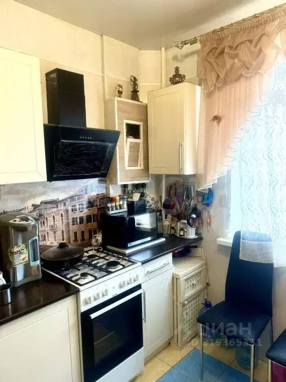 2-к кв. Белгородская область, Белгород ул. Есенина, 20а (61.0 м) - Фото 1