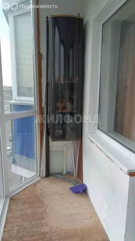 Квартира-студия: Новосибирск, улица Одоевского, 1/8 (18 м) - Фото 1