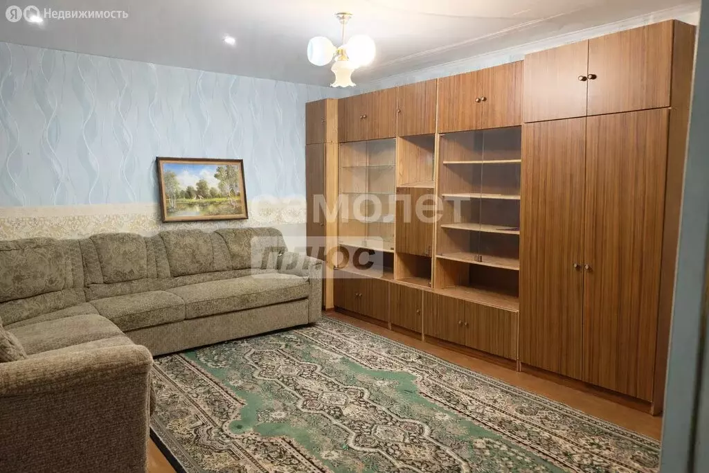 3-комнатная квартира: Краснокамск, Рождественский проезд, 3 (77.1 м) - Фото 1