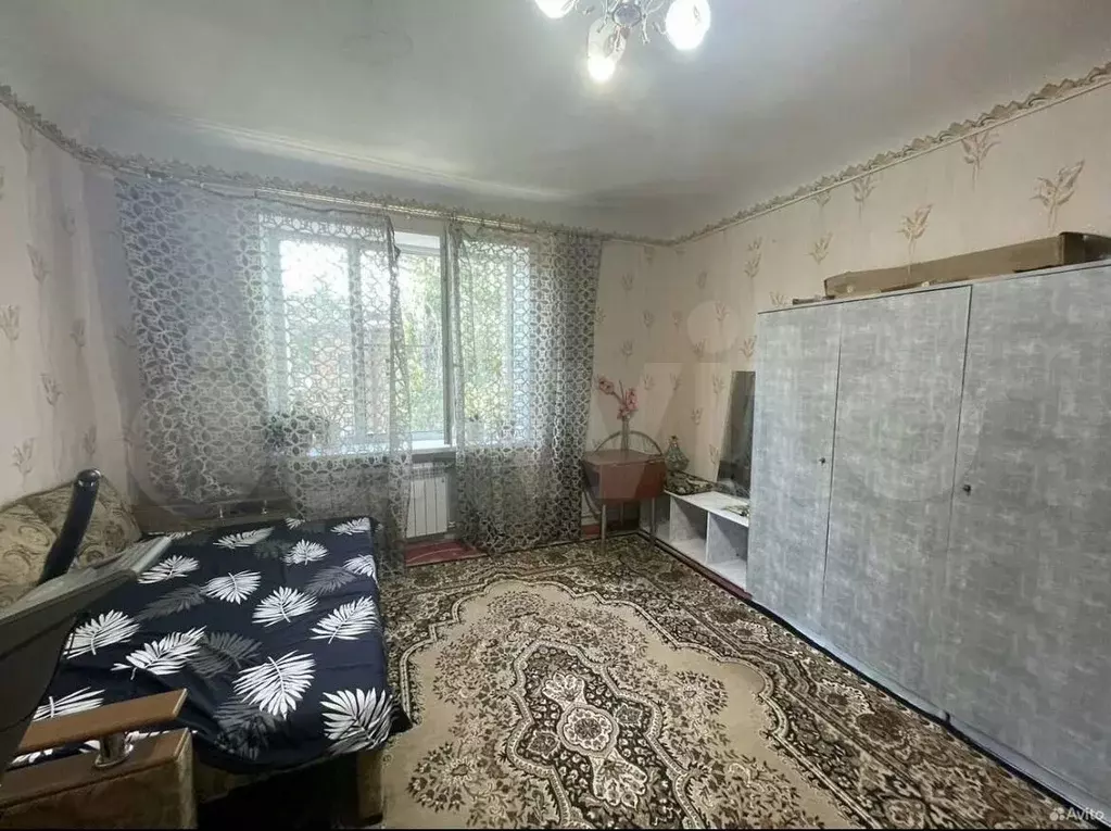 Комната 19 м в 3-к., 4/4 эт. - Фото 0