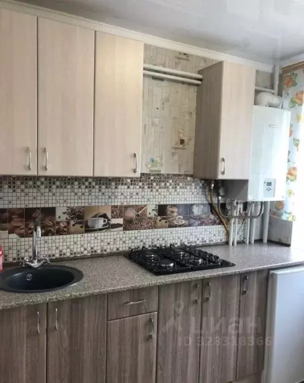 1-к кв. Крым, Джанкой ул. Крымская, 29 (30.0 м) - Фото 2