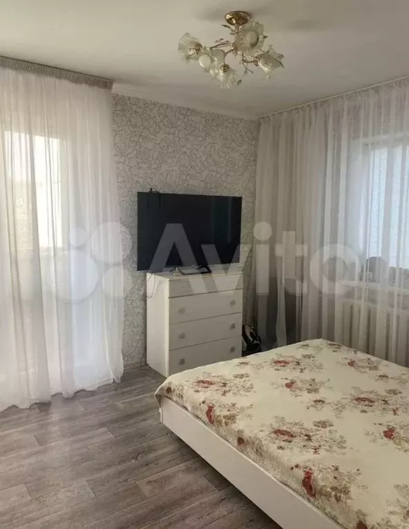 1-к. квартира, 31 м, 2/9 эт. - Фото 1