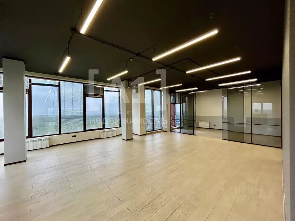 Офис в Челябинская область, Челябинск Лесопарковая ул., 8 (170 м) - Фото 1