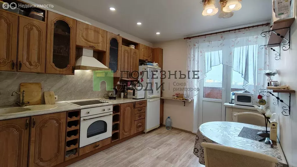 2-комнатная квартира: Ижевск, улица Михаила Петрова, 51А (57.3 м) - Фото 2