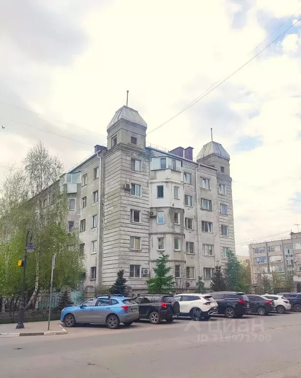 3-к кв. Омская область, Омск ул. Пушкина, 110 (58.0 м) - Фото 0