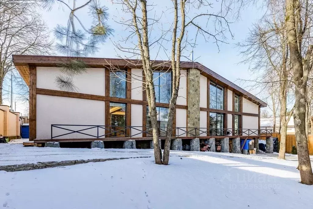 Дом в Московская область, Одинцовский городской округ, с. Знаменское ... - Фото 1