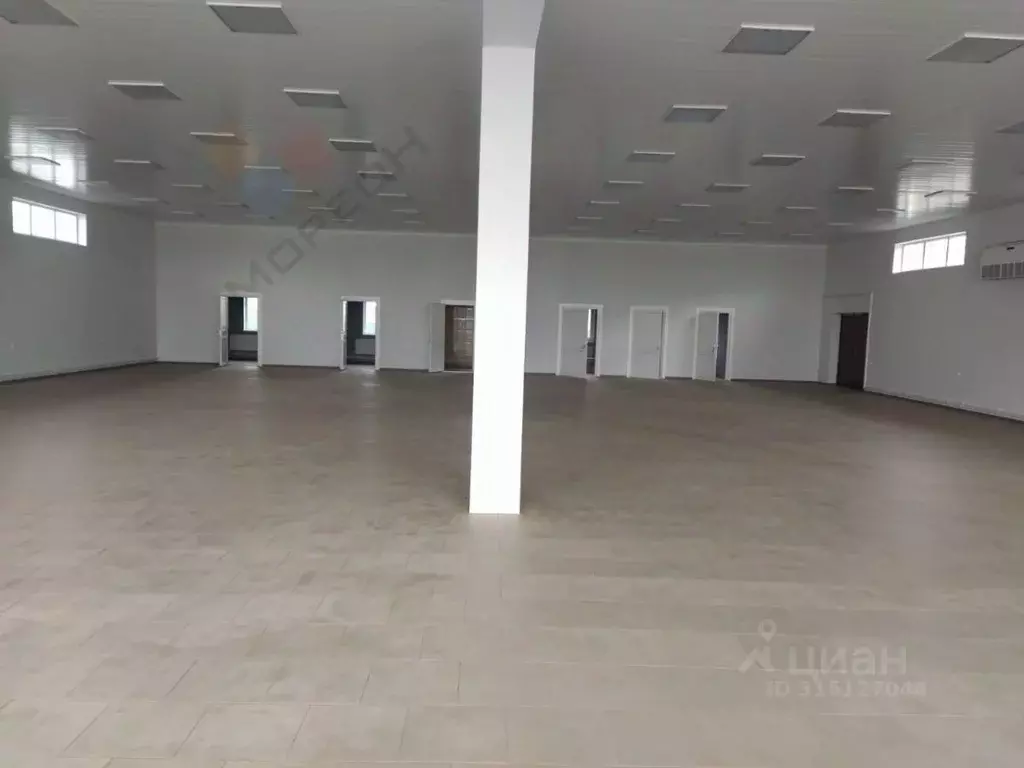Торговая площадь в Краснодарский край, Кореновск ул. Матросова, 15А ... - Фото 1