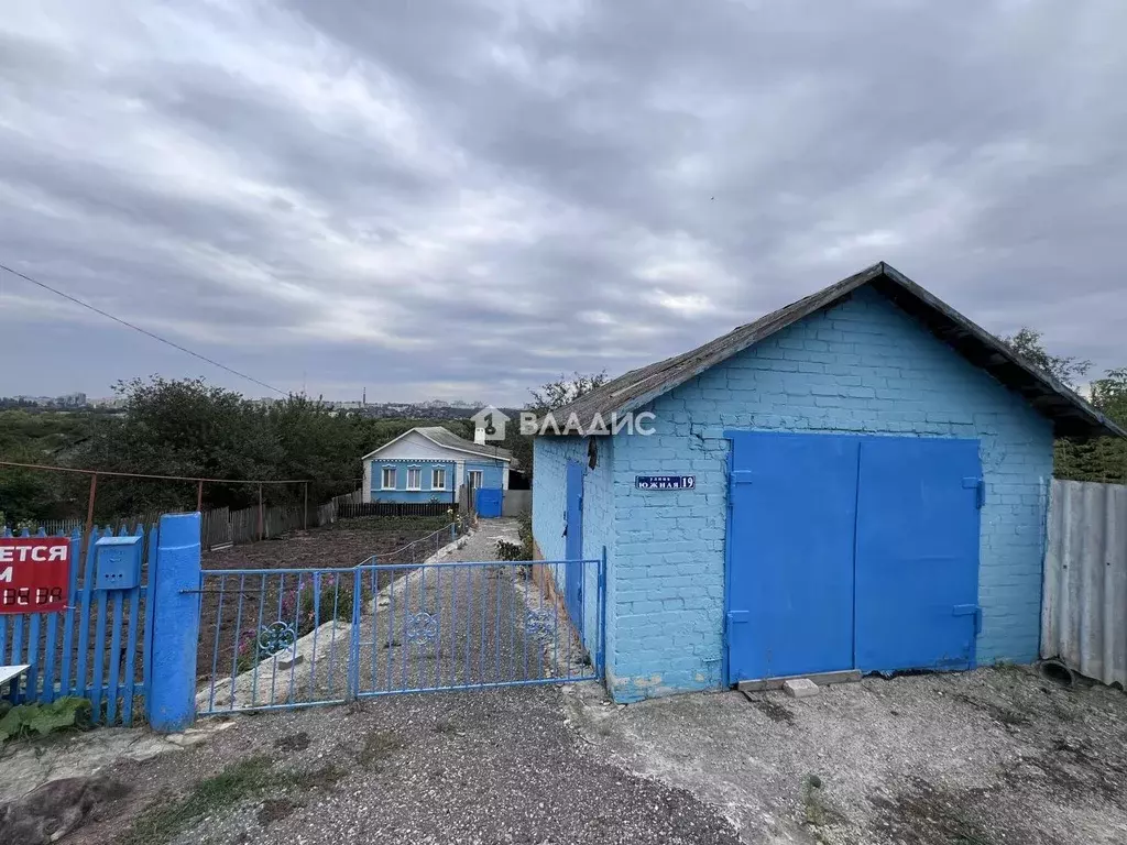 Дом в Белгородская область, Белгород Южная ул., 19 (75 м) - Фото 1