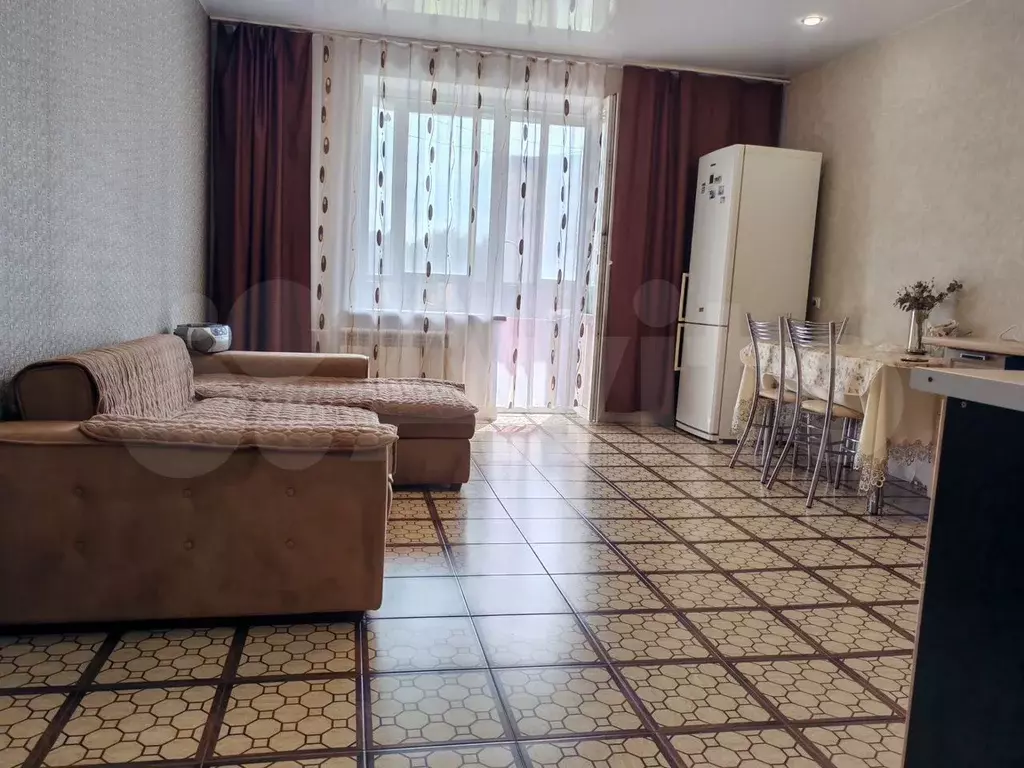 3-к. квартира, 70 м, 3/9 эт. - Фото 0