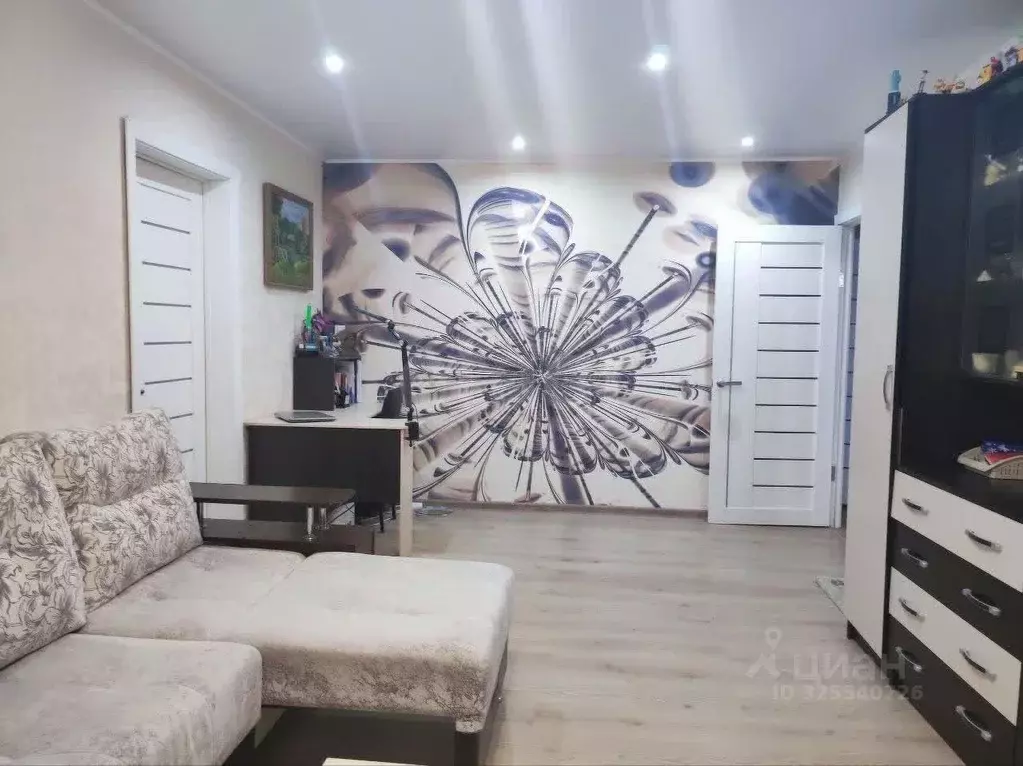 2-к кв. Тюменская область, Тобольск 7-й мкр, 46 (58.6 м) - Фото 2