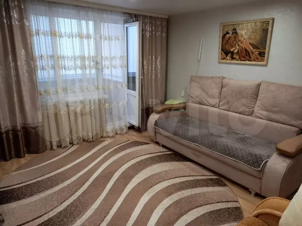 Комната 62 м в 3-к., 4/5 эт. - Фото 0