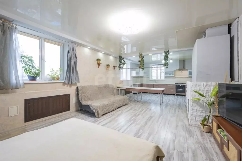 Дом в Пермский край, Пермь ул. Володарского, 11 (184 м) - Фото 1