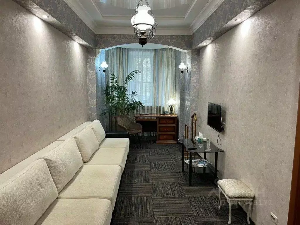 Комната Челябинская область, Челябинск ул. Тимирязева, 21А (35.0 м) - Фото 1