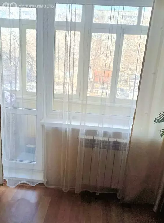 2-комнатная квартира: Омск, улица Декабристов, 110 (45 м) - Фото 0