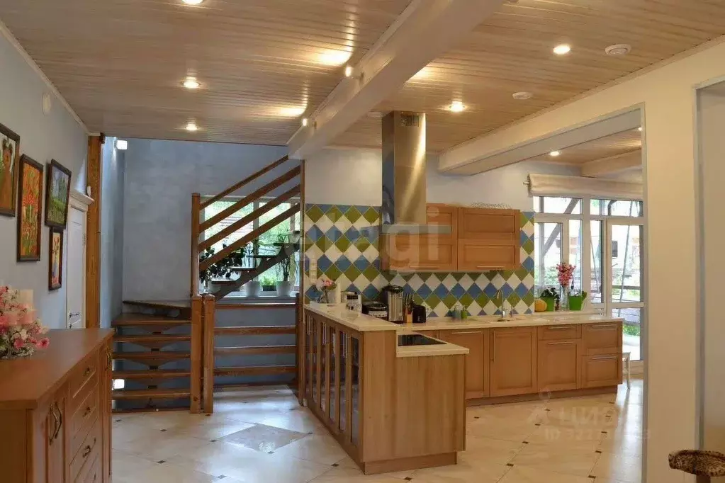 Дом в Новосибирская область, Новосибирский район, с. Раздольное ул. ... - Фото 1