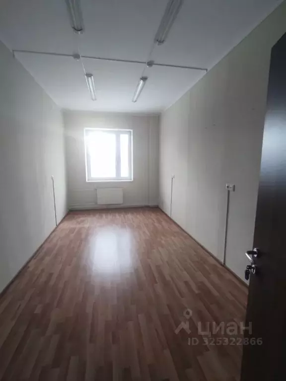 Офис в Московская область, Одинцовский городской округ, д. Малые ... - Фото 2