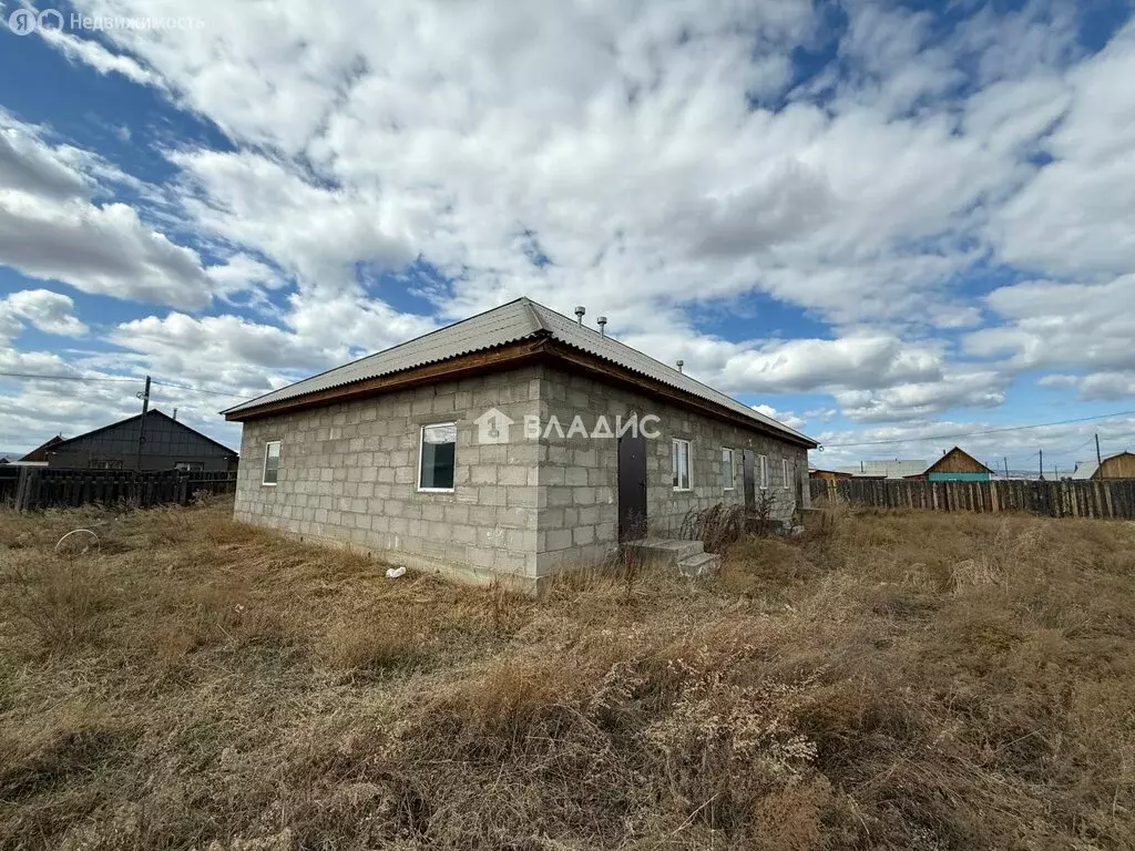 Дом в село Сужа, улица Сангадиева, 5 (240 м) - Фото 2