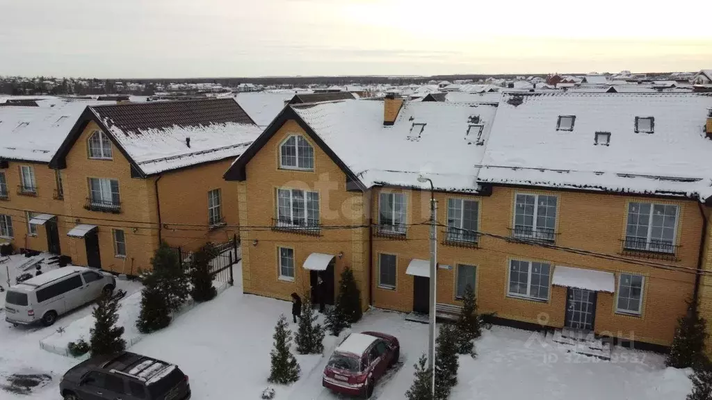 Таунхаус в Ленинградская область, Ломоносовский район, д. Низино ул. ... - Фото 1