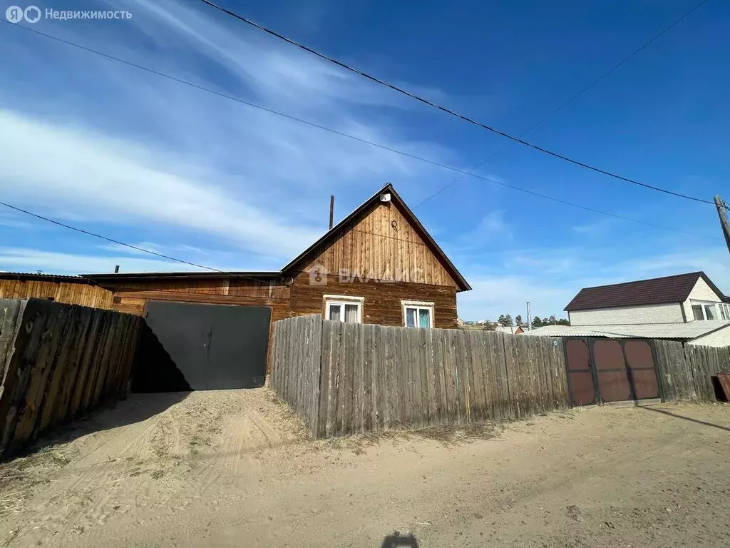 Дом в село Нижний Саянтуй, ДНП Черёмушки, Песчаная улица, 13 (66 м) - Фото 0