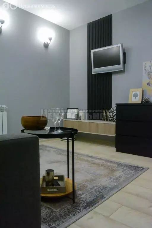 2-комнатная квартира: Смоленск, Краснинское шоссе, 16 (69 м) - Фото 1