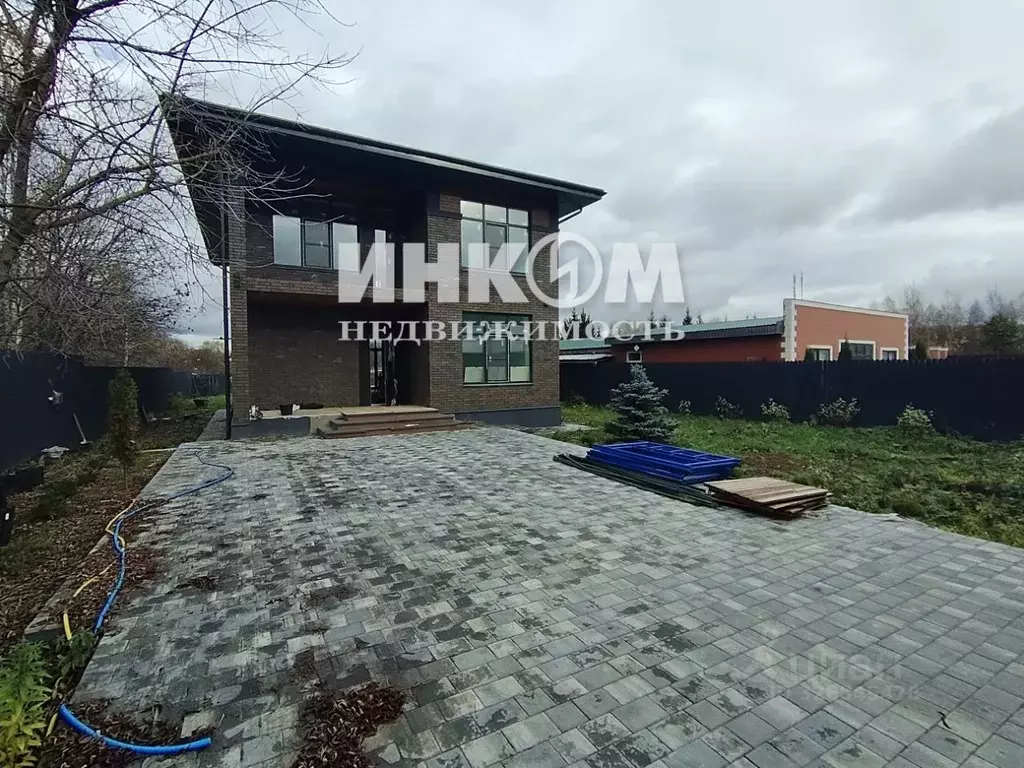 Дом в Москва д. Зименки, 6А (233 м) - Фото 1